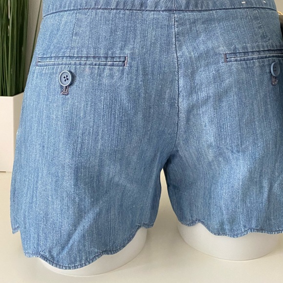 Club Monaco Scalloped Jean Short - Picture 4 of 7